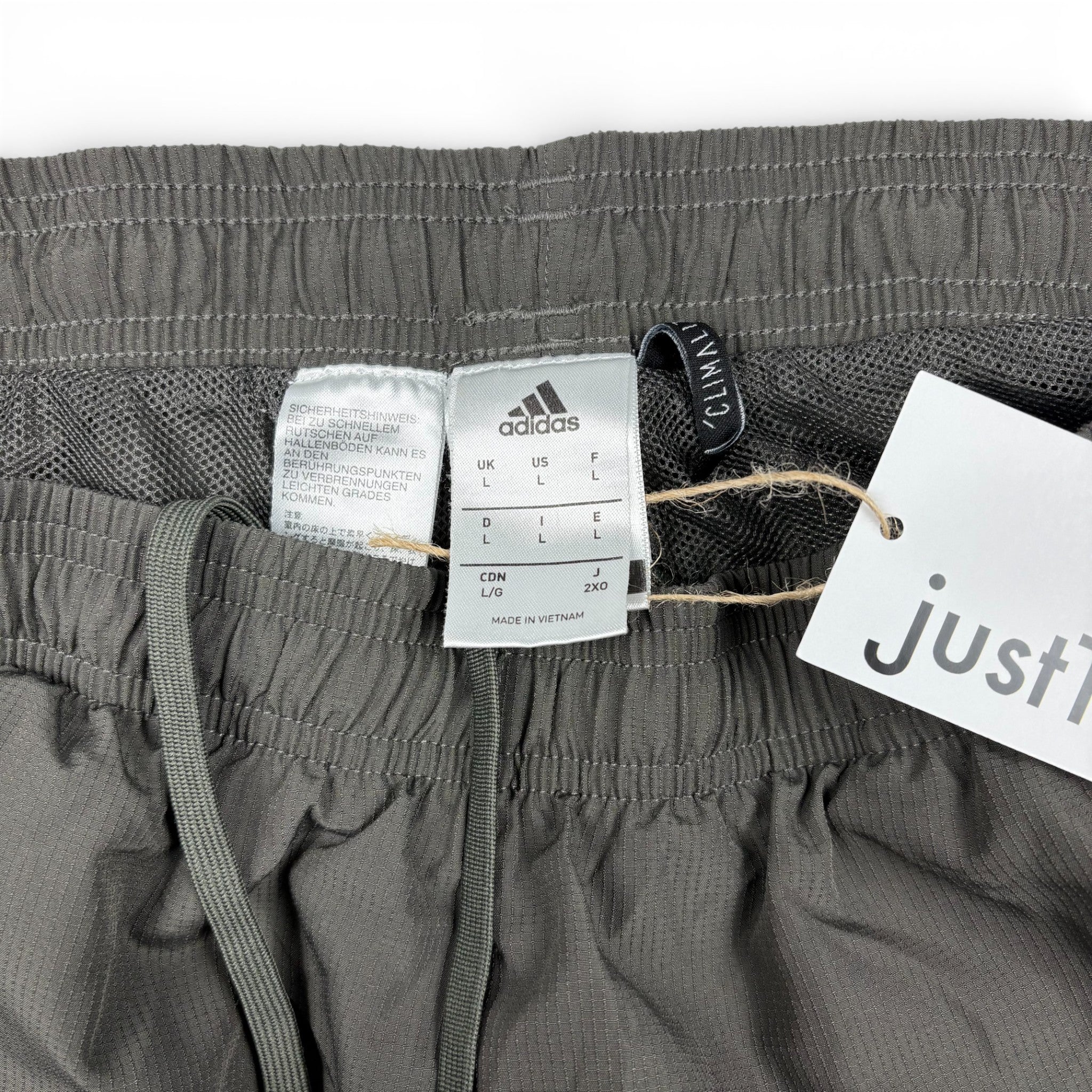 adidas FC Bayern München Trackpants Anthrazit