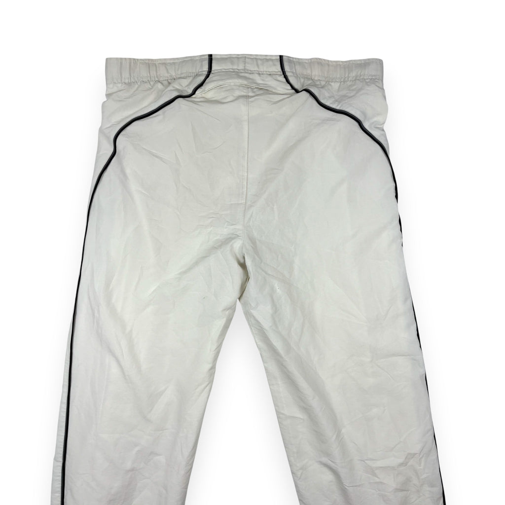 Nike Trackpants Weiß mit schwarzem Paspel