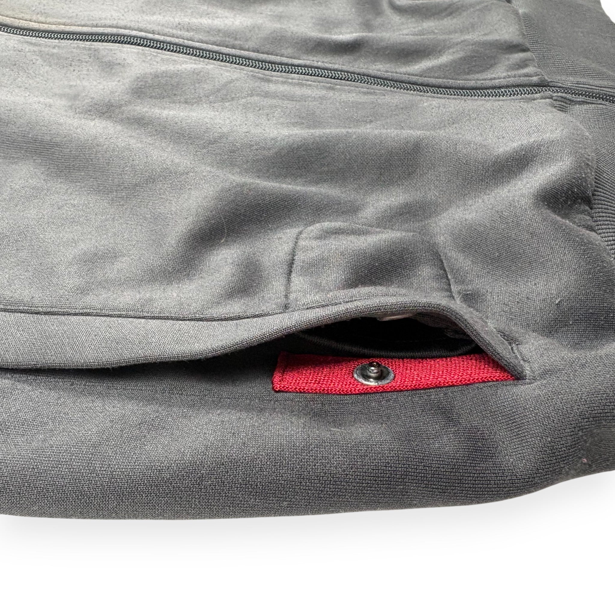 Nike Trackjacket Grau-Weiß mit roten Details